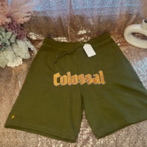 colossal shorts, all sizes are available - Picture 2 of 3